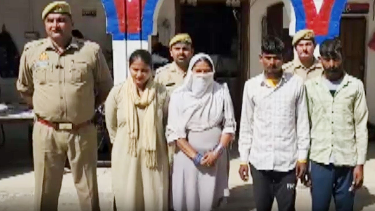 हत्या के आरोप में तीन आरोपी गिरफ्तार 