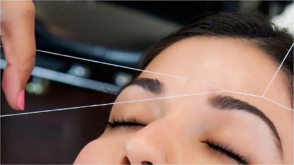 बीवी ने ब्यूटी पार्लर में बनवाई आइब्रो, वीडियो कॉल पर चेहरा देखते ही शौहर ने दिया तीन तलाक - kanpur Wife got eyebrows done in beauty parlor husband divorced her after seeing