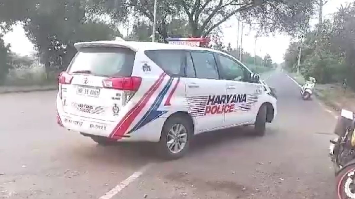 जिसे पकड़कर थाने ले जा रही थी पुलिस, रास्ते में वही चुरा ले गया डायल-112 गाड़ी