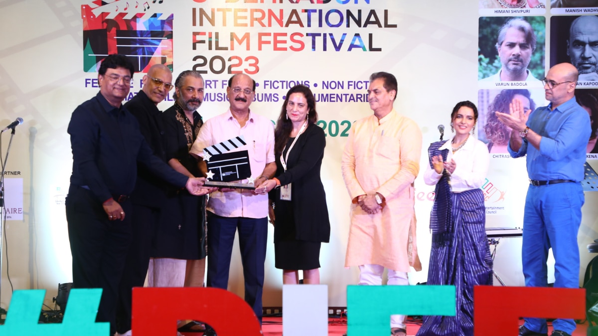 देहरादून इंटरनेशनल फिल्म फेस्टिवल संपन्न, तीन दिनों तक फिल्मी सितारों से रूबरू हुए लोग