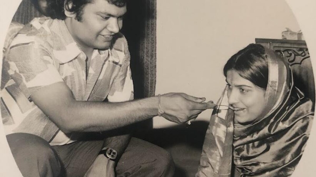 करवाचौथ पर अनिल अग्रवाल ने शेयर की यादगार तस्वीर 