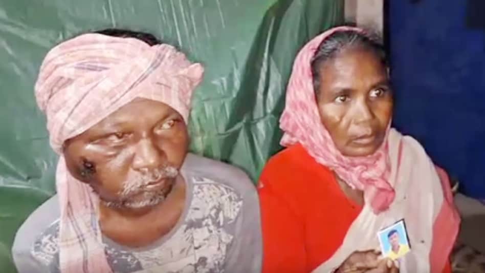 बेटे के सिल्क्यारा टनल से बाहर आने पर माता-पिता हुए खुश