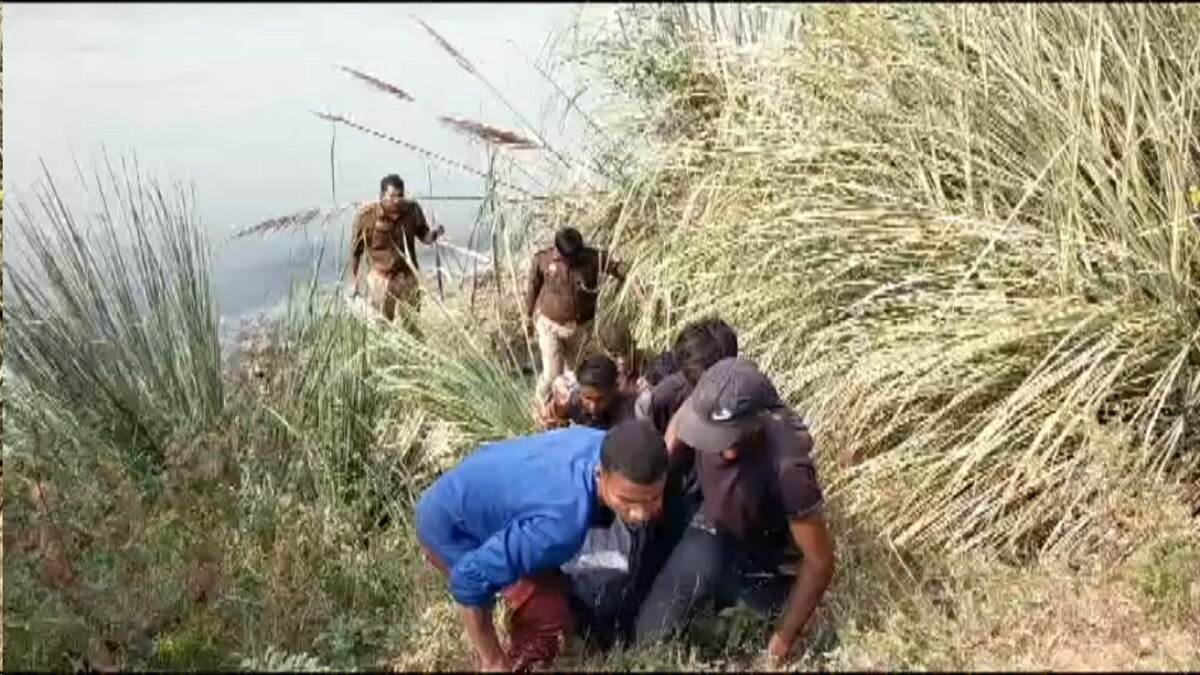 कैनाल में डूबने से पति-पत्नी की मौत (Screengrab).