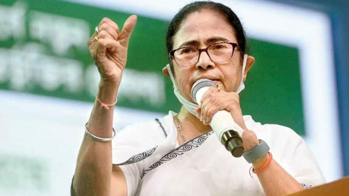 बंगाल की मुख्यमंत्री ममता बनर्जी (फाइल फोटो)