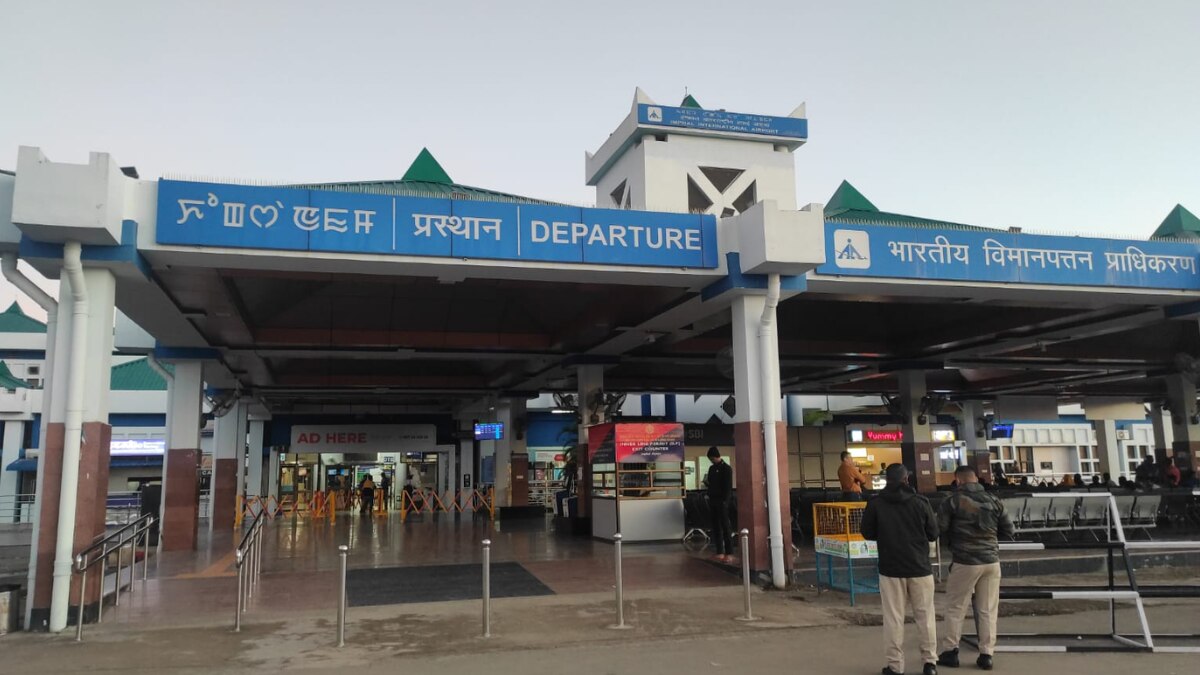 मणिपुर: इंफाल एयरपोर्ट के एयर स्पेस में नजर आया संदिग्ध UAV, तीन घंटे तक उड़ानों पर असर