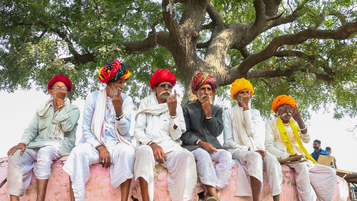 राजस्थान में 70 फीसदी वोटिंग हुई है (सभी फोटो- पीटीआई)