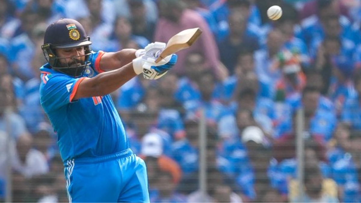 रोहित शर्मा ने आज 47 रन की पारी में 4 चौके और 3 छक्के लगाए