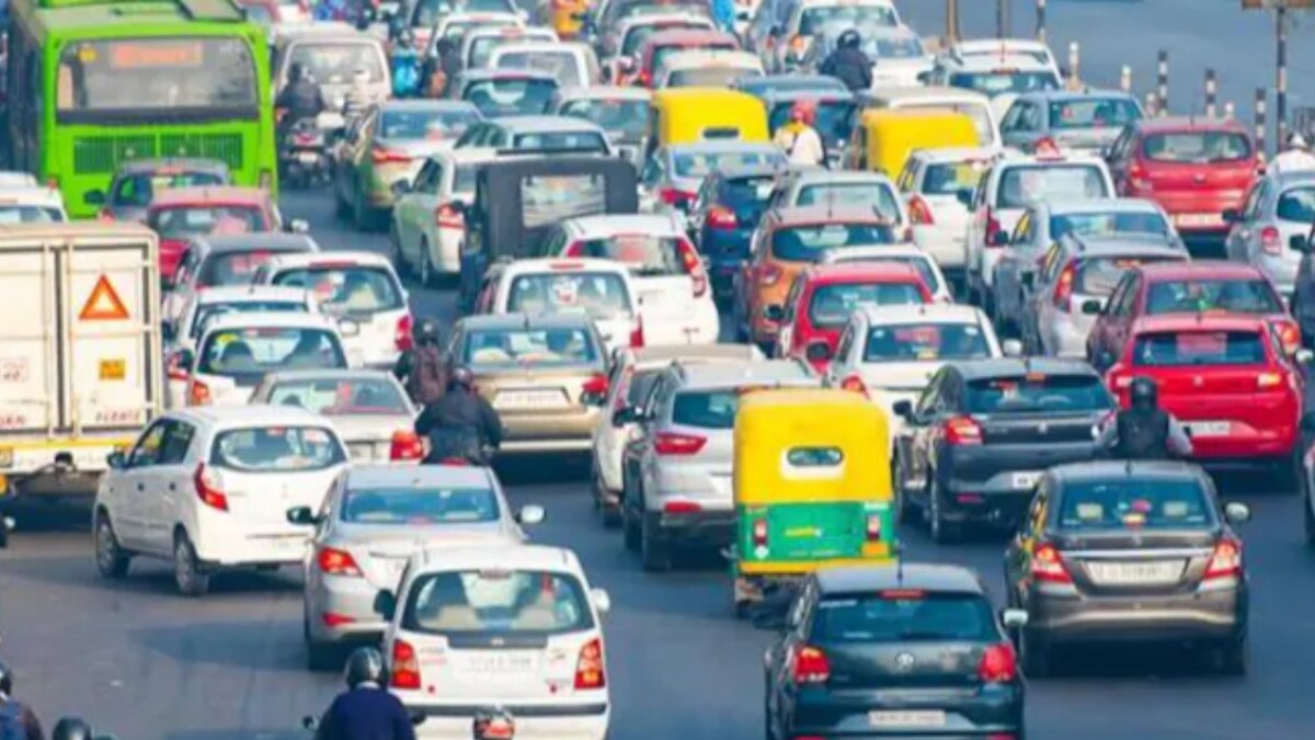 दिवाली पर नोएडा और ग्रेटर नोएडा में कई रूट्स पर ट्रैफिक डायवर्जन किया जाएगा