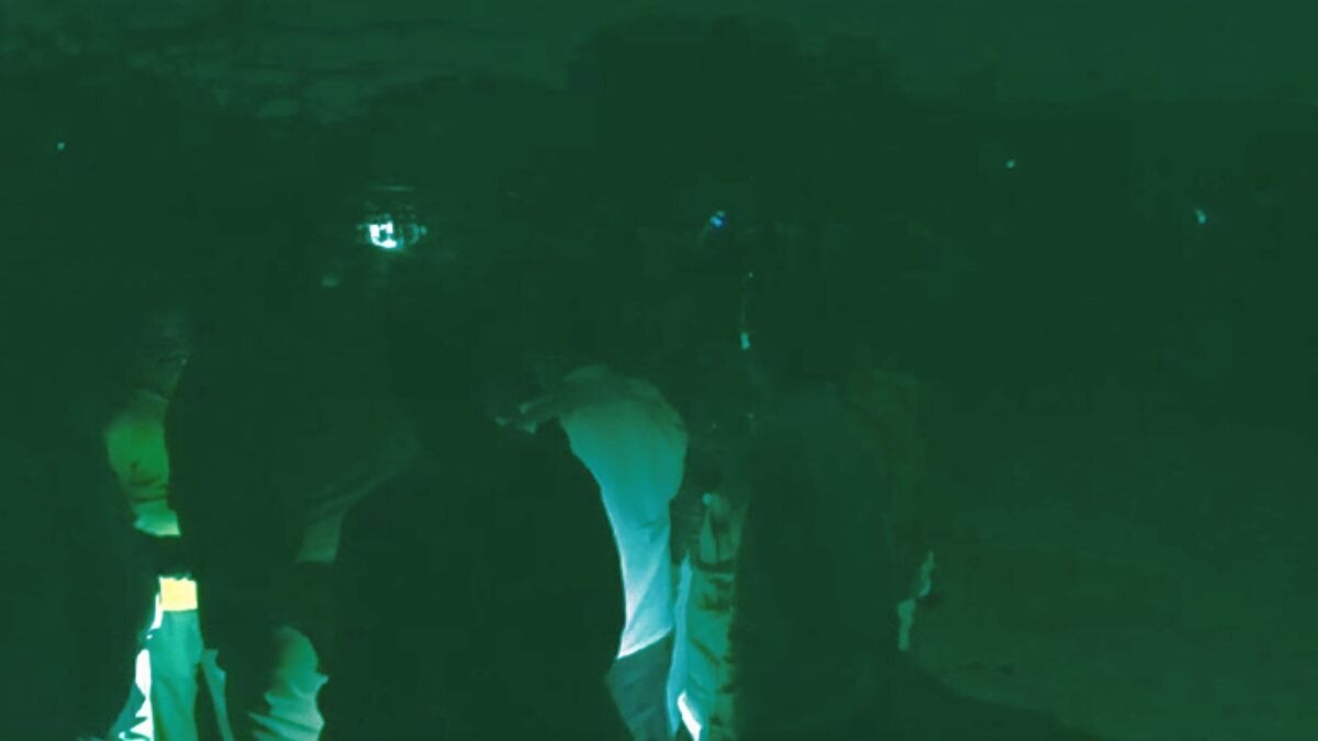 नीरा भीमा सुरंग में किसानों को निकालने के लिए चल रहा रेस्क्यू. 