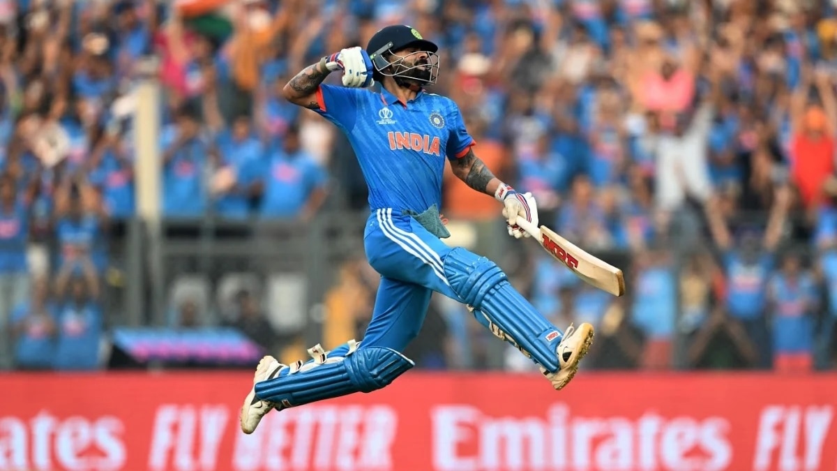 Virat Kohli 50th ODI Hundred: कोहली ODI में 50 शतक जड़ने वाले पहले ख‍िलाड़ी, तेंदुलकर को पछाड़ा, बनाए ये बड़े रिकॉर्ड्स