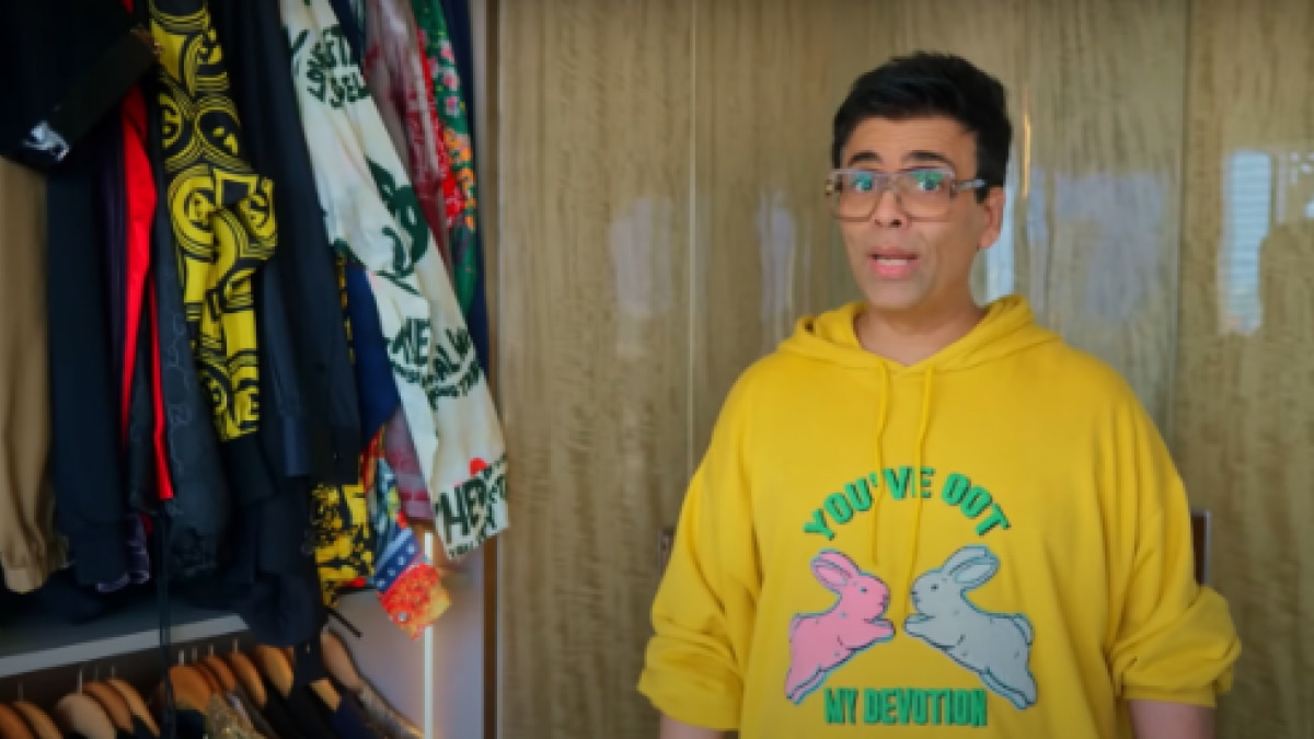 बेडरूम से भी बड़ा क्लोजेट, आलीशान है करण जौहर का घर, बोले- मुझे शर्मिंदगी होती है ये सोचकर...