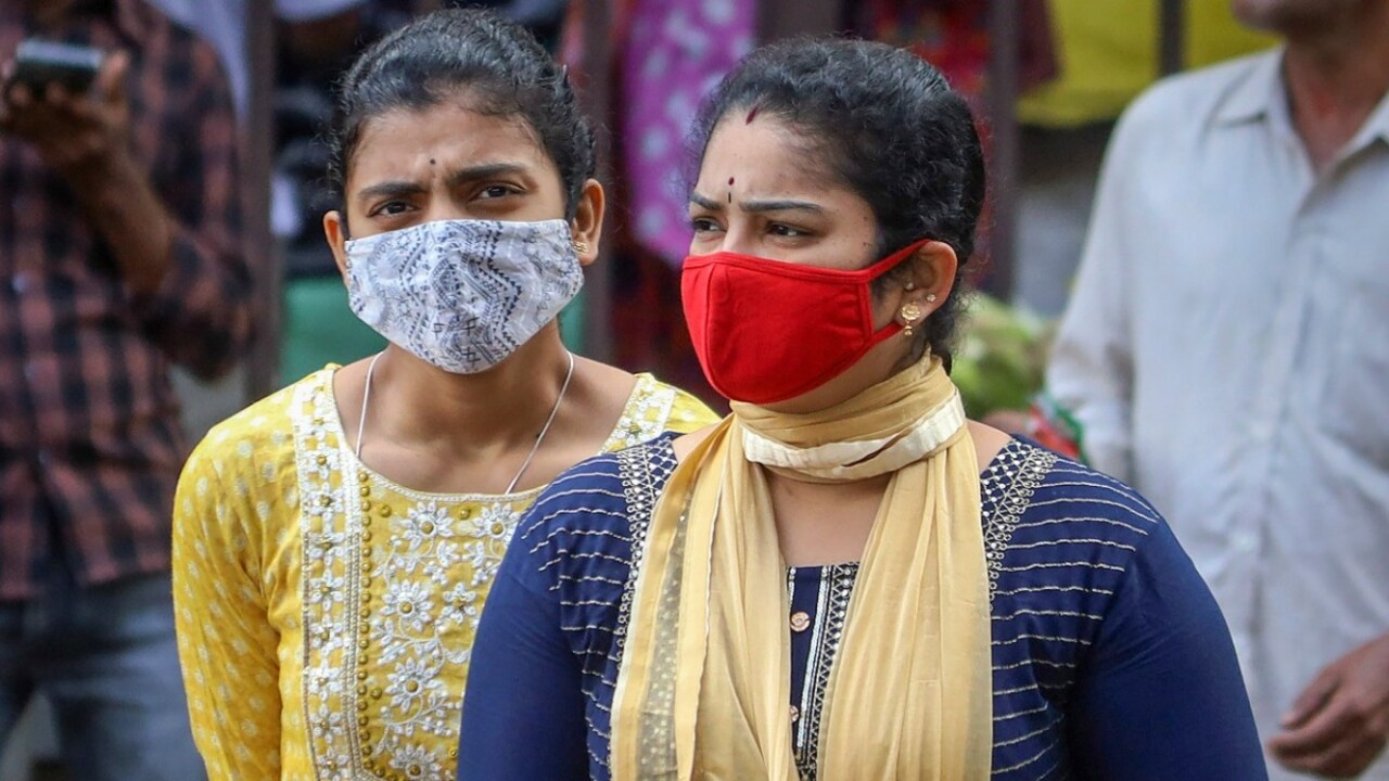 चंडीगढ़ में मास्क की वापसी, गाजियाबाद में 8 महीने बाद मिला नया केस... कोरोना के JN.1 वैरिएंट की दस्तक के बीच सरकार अलर्ट - covid 19 corona active case mask new ...