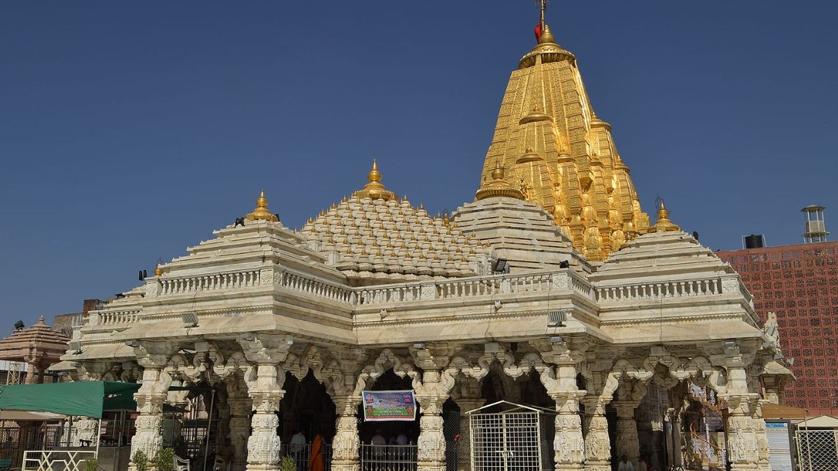 अंबाजी शक्तिपीठ. 