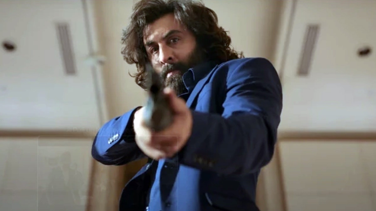 'एनिमल' ने पहले ही दिन मचाया बॉक्स ऑफिस पर भौकाल, 'जवान' को छोड़ा पीछे, रणबीर को मिली सबसे बड़ी ओपनिंग!