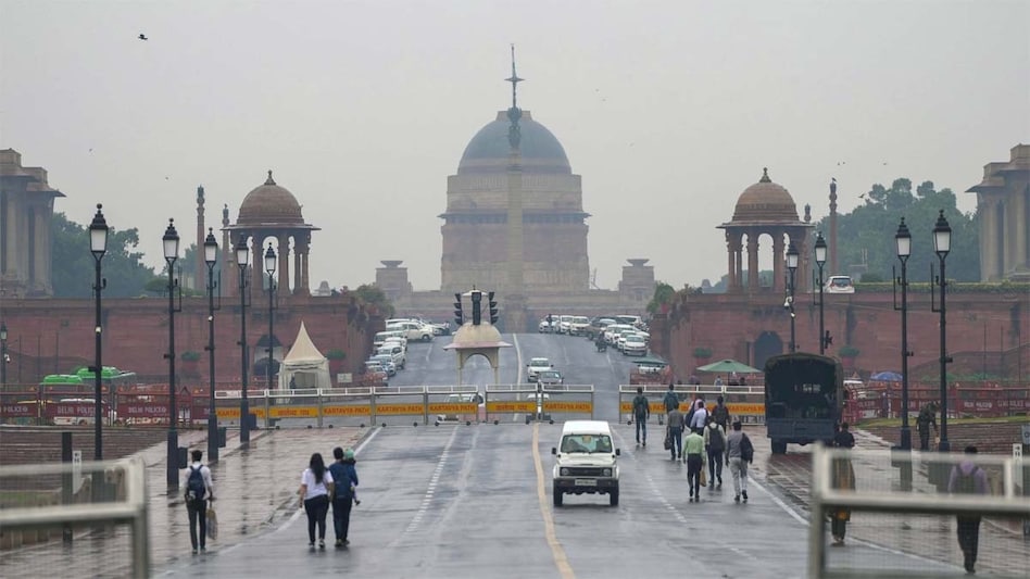 दिल्ली-NCR से पंजाब तक बारिश के बाद आसमान साफ, एयर क्वालिटी अभी भी 'खराब', जानें आज का मौसम - weather Today 04 december delhi rains punjab haryana weather clear sky AQI rainfall