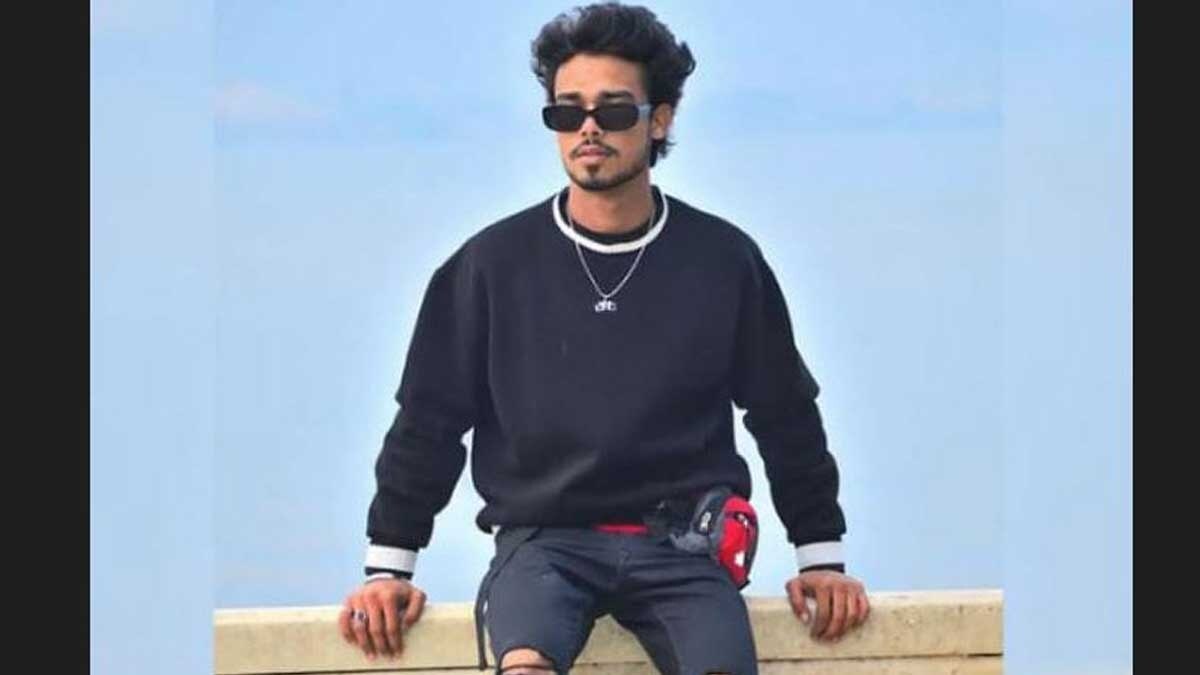 उत्तर प्रदेश के झांसी में प्रेम प्रसंग के बीच एक सनसनीखेज वारदात सामने आई है. 