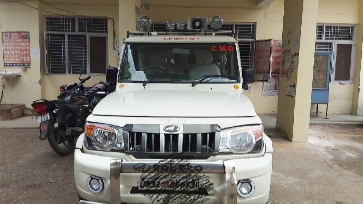 CMO की गाड़ी को RTO ने किया सीज, ठोका ₹37 हजार का चालान, ड्राइवर को हूटर बजाकर निकलना पड़ा भारी