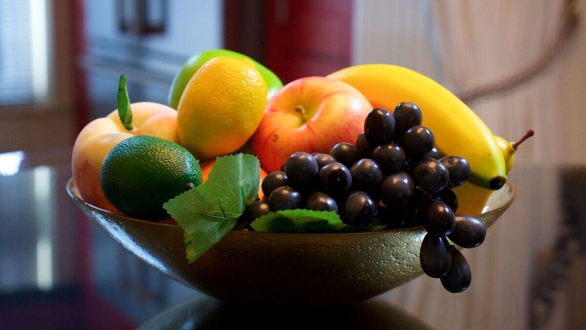 एक चैरिटी में सामने आया है कि यदि हमें नींद नहीं आती तो हमें सोने से पहले केला खाना चाहिए 