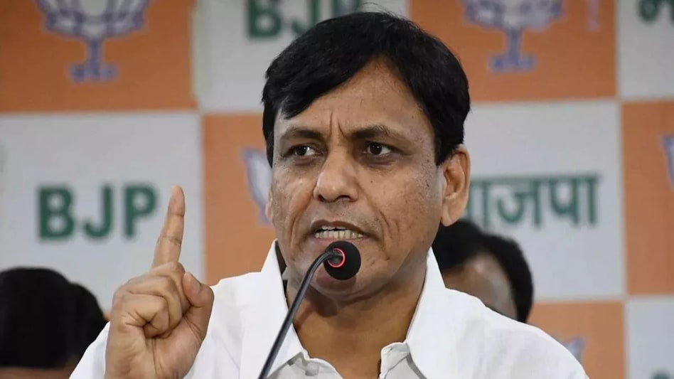 Bihar News: बिहार में दारोगा की दबंगई, हाजीपुर में केंद्रीय मंत्री नित्यानंद राय के ड्राइवर को पीटा - bihar news union minister nityanand rai driver beaten hajipur daroga bullying ...