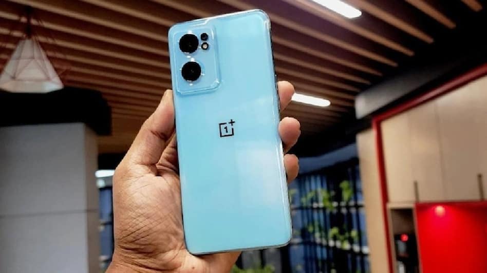 OnePlus का किफायती 5G स्मार्टफोन, जानें बेस्ट डील और ऑफर्स... 2 108MP कैमरे वाला OnePlus का 5G फोन मिल रहा सस्ता, इतने हजार का है डिस्काउंट - OnePlus Nord CE 3 Lite Discount offers and cashback save upto 1500 ttec - AajTak