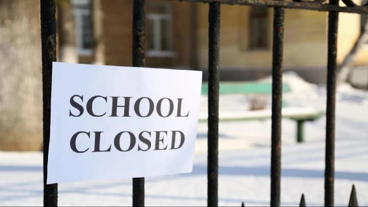 School closed winter vacation