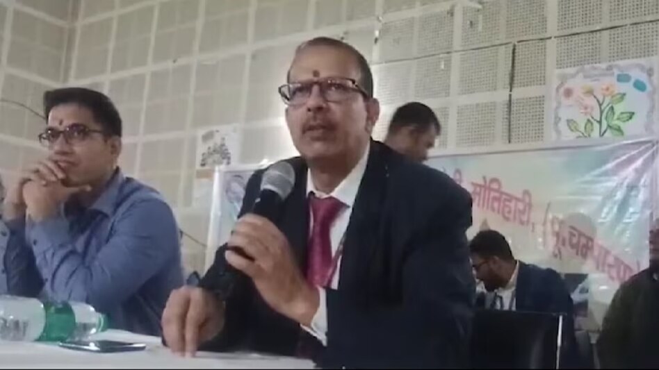 बिहार: केके पाठक ने नहीं दिया इस्तीफा, जानिए क्या है पूरी सच्चाई… - Patna Fake claim being circulated on social media saying IAS KK Pathak has resigned lcls - AajTak