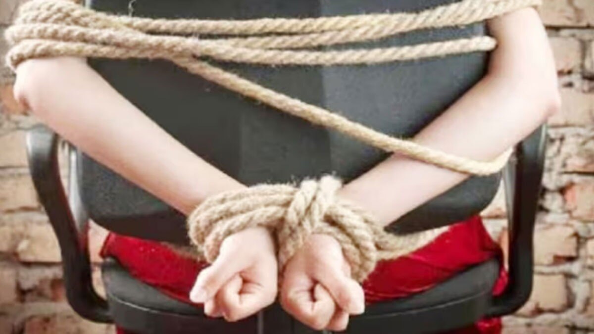 (प्रतीकात्मक फोटो)