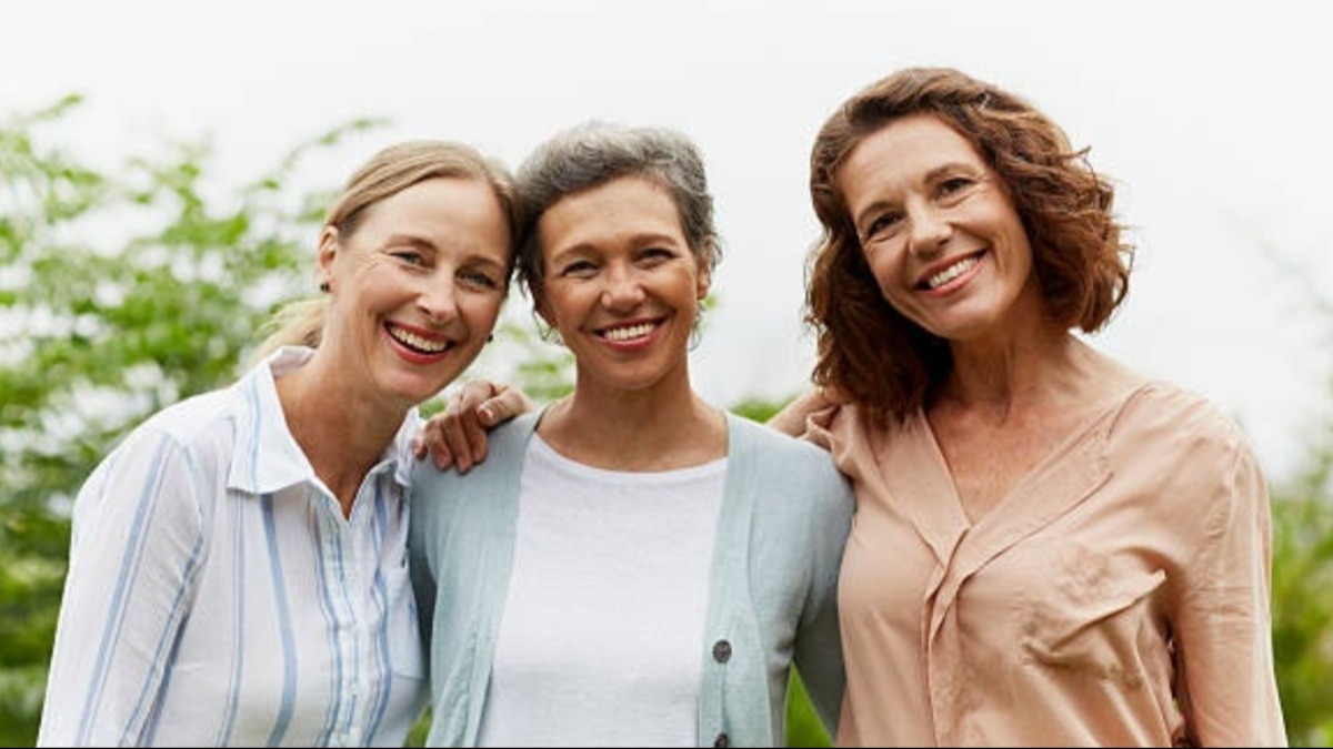 Women's health: 50 की उम्र में रहना चाहती हैं हेल्दी? रोजाना खाना शुरू करें ये एक चीज - health benefits of eating dalia for women over 50s tlifn - AajTak