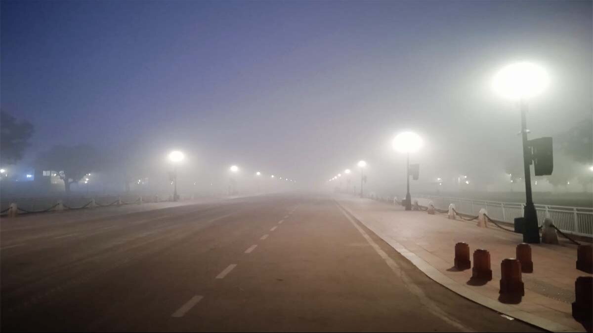 Low Visibility at India gate 