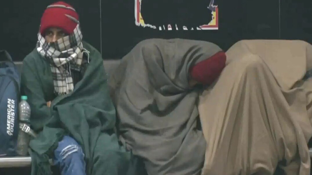 Passengers face difficulty at New Delhi Railway Station as several trains run late due to coldwave.