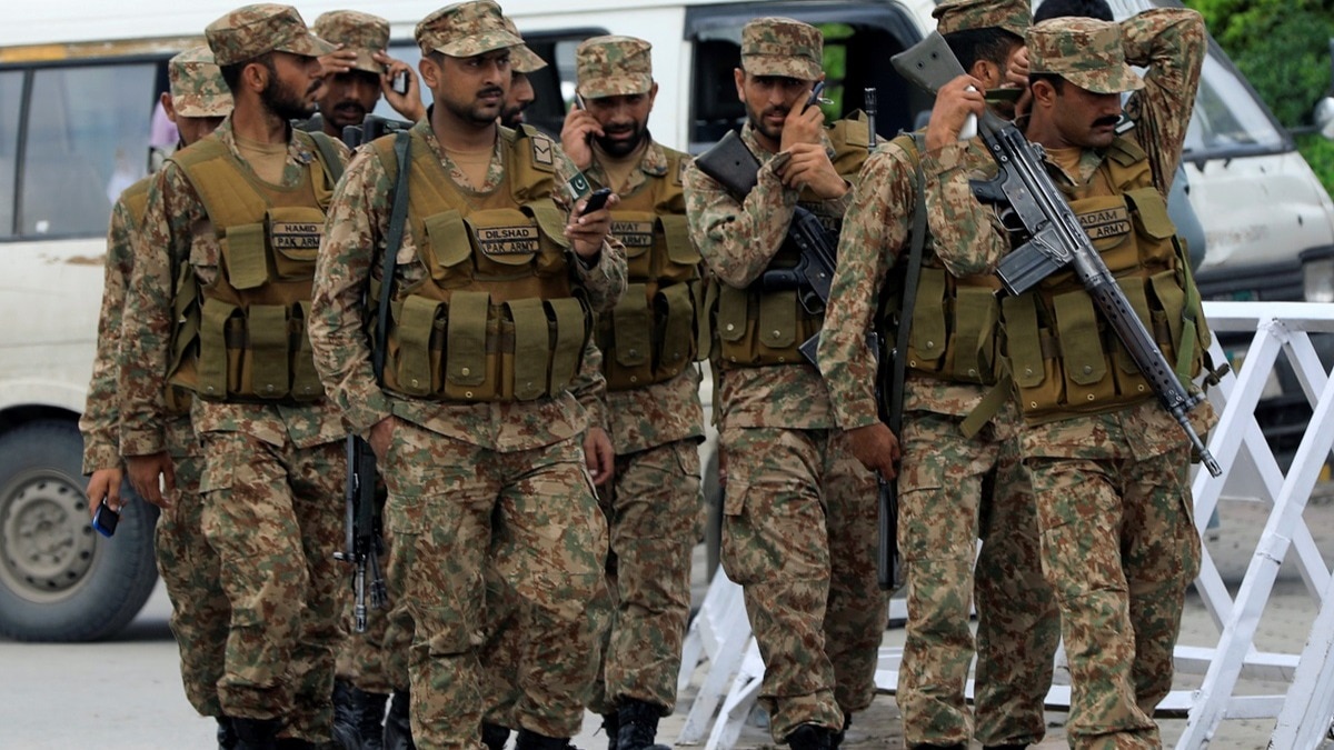 ईरान पर हमला कर घबराया पाकिस्तान! दी गीदड़ भभकी- किसी ने दुस्साहस किया तो....