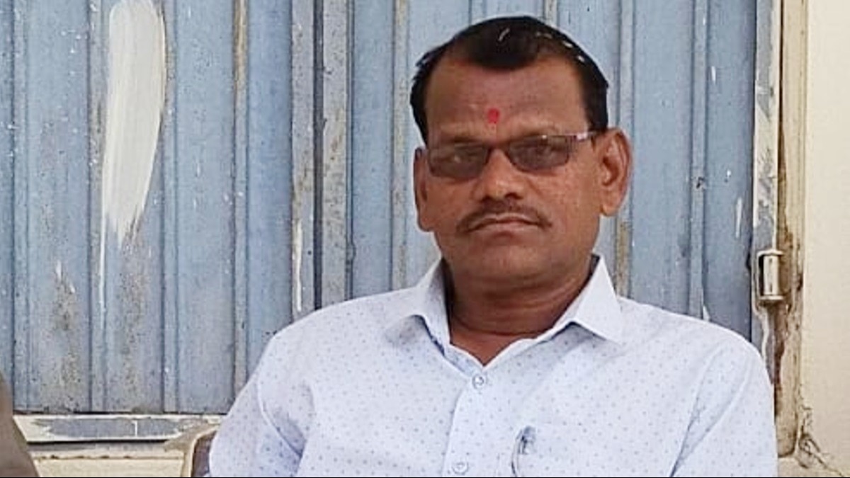 रेप के आरोपी टीचर को जेल भेजा गया.