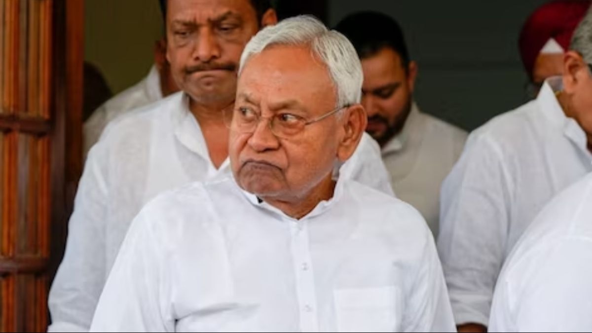 नीतीश कुमार के BJP के नेतृत्व वाले एनडीए में फिर से शामिल होने की खबरों के बीच राजनीति मे हलचल मच गई है. (PTI)