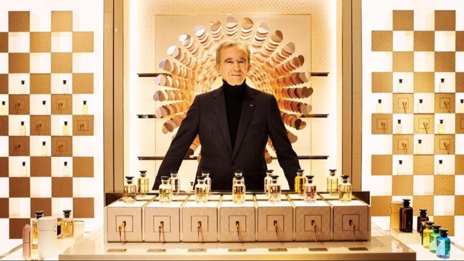 Who is the most richest person in the world