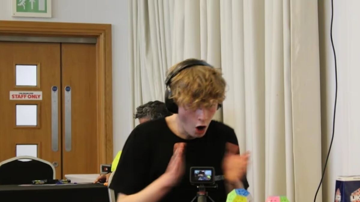 16 साल के लड़के ने 31 सेकंड में दिखाया ऐसा चमत्कार! बन गया Record