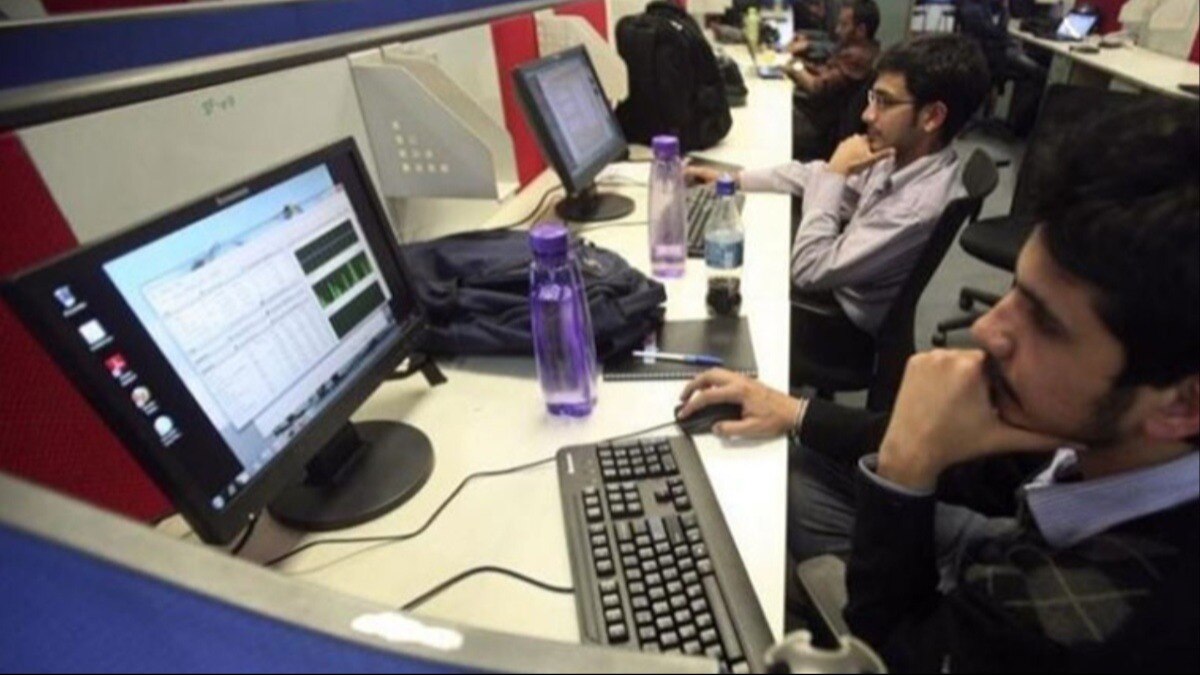 इस देश में अब लोगों को हफ्ते में 4 दिन ही करना होगा काम? सरकार ने उठाया बड़ा कदम