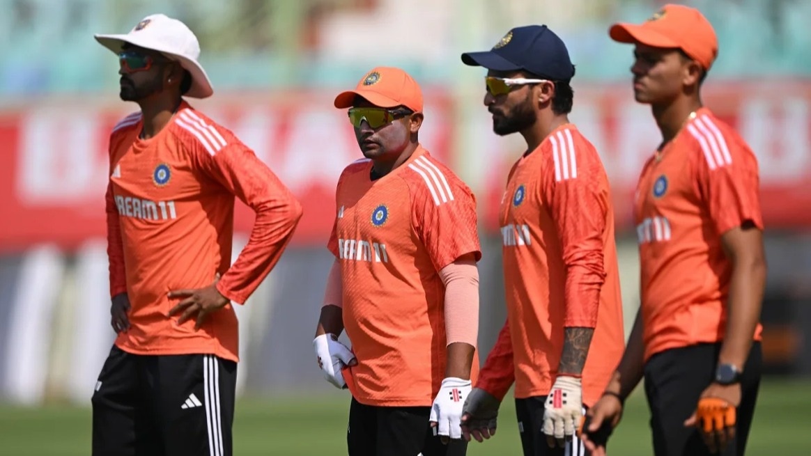 Ind Vs Eng Playing 11 Vizag Test: सरफराज या पाटीदार... कल किसकी खुलेगी लॉटरी, इंग्लैंड के खिलाफ कौन करेगा धमाल?