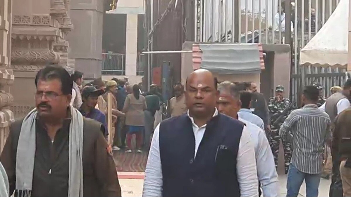 Varanasi: ज्ञानवापी का व्यास तहखाना आम श्रद्धालुओं के लिए खोला गया, दर्शन को उमड़े भक्त, Video