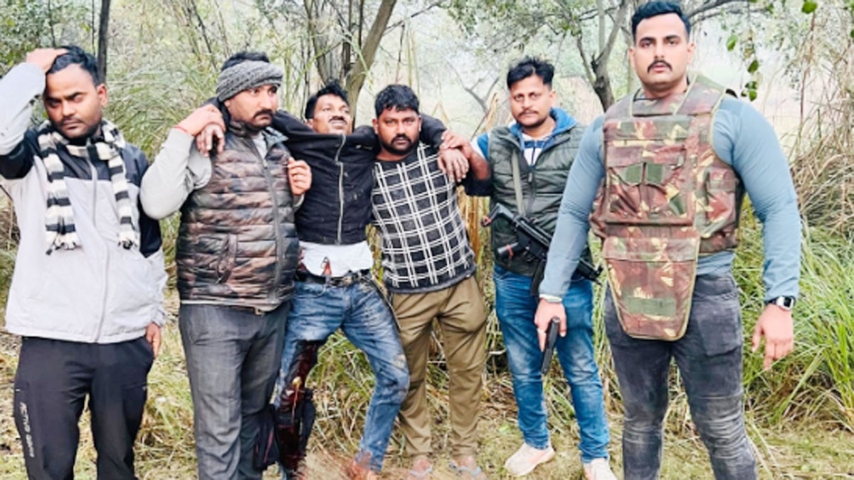 पुलिस और बदमाशो की मुठभेड़ में घायल हुआ बदमाश