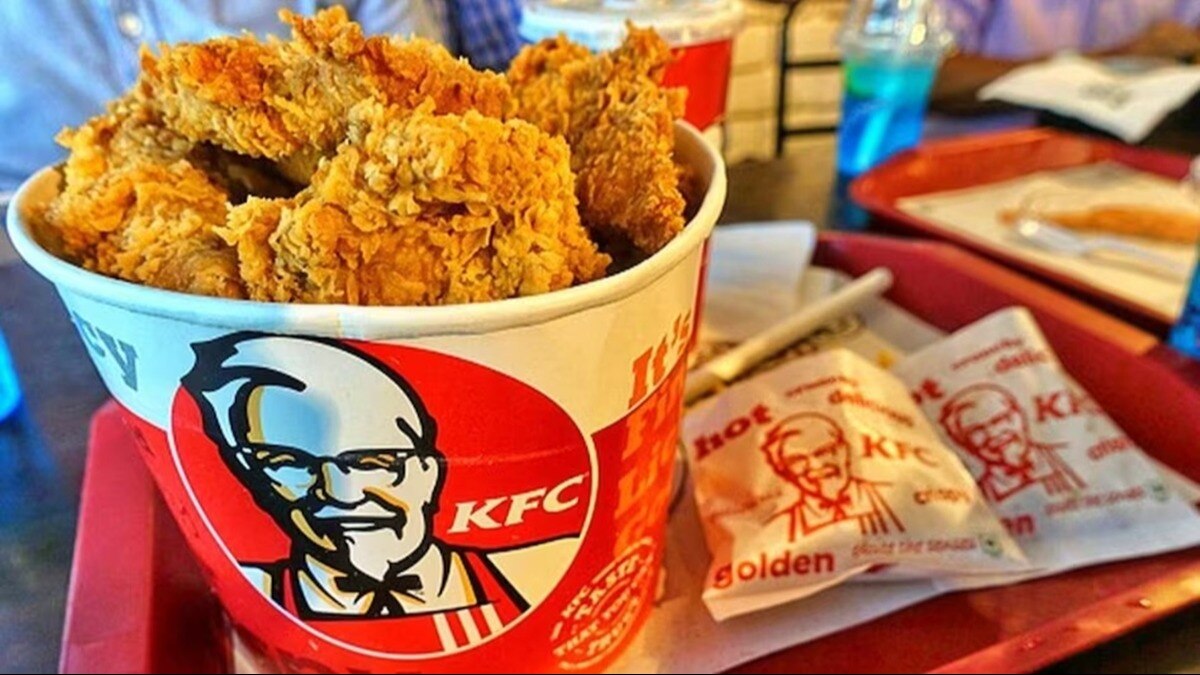 अयोध्या में KFC को शाकाहारी नीति का पालन करना होगा.