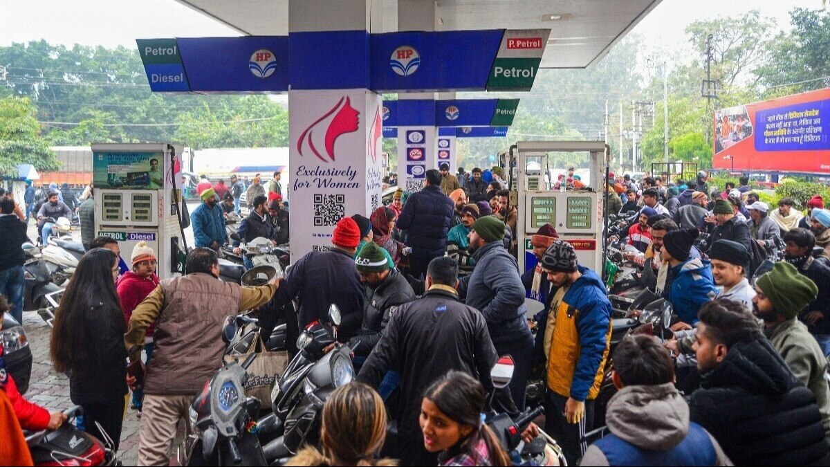 Petrol Diesel Price: पेट्रोल-डीजल के दाम कब घटेंगे? तेल कंपनियों का आया ये बयान
