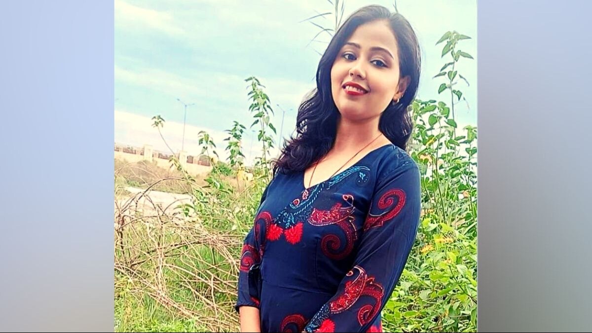 ’12 साल से रोज…’ लिख युवती ने किया सुसाइड, परिजनों ने मुरादाबाद के शायर पर लगाए ये आरोप – Bareilly girl end her life by hanging family members made these allegations against Moradabad shayar lcla