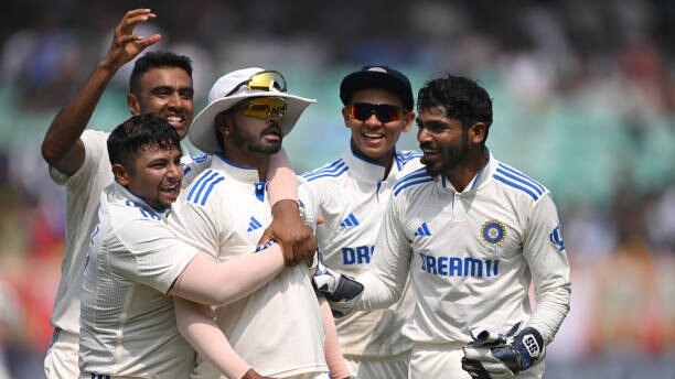 Shreyas Iyer: टीम इंडिया को लगा जोर का झटका, राहुल-गिल-जडेजा के बाद श्रेयस अय्यर भी हुए चोटिल