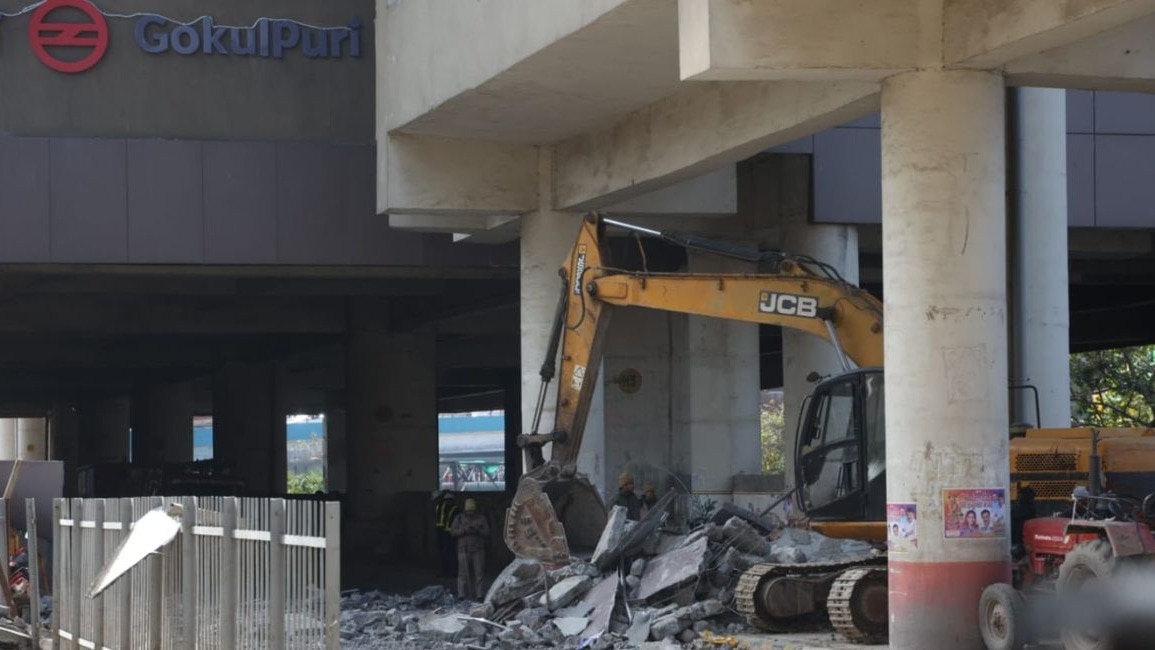 गोकुलपुरी मेट्रो स्टेशन पर हुआ था बड़ा हादसा, अब कर्मचारियों को दिया गया सख्त निर्देश