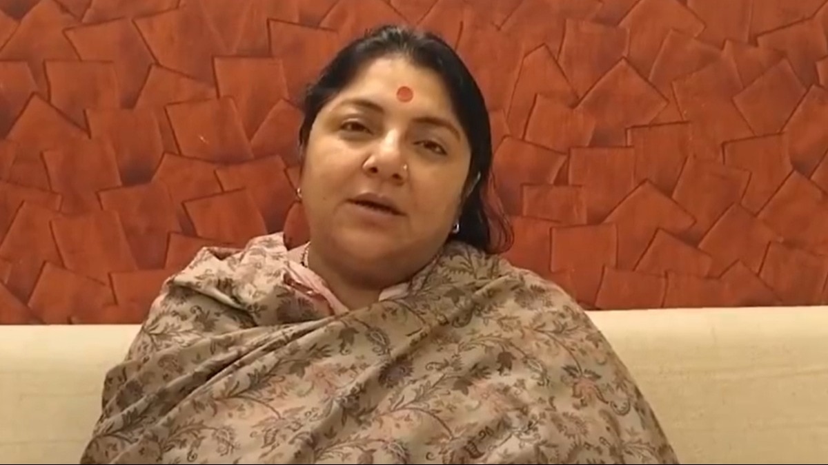 TMC नेता पार्टी ऑफिस ले जाकर करते हैं रेप, BJP सांसद लॉकेट चटर्जी ने शेयर किया महिलाओं का वीडियो 