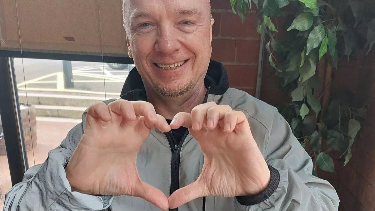 'सच्चे प्यार' के भूखे 180 बच्चों के डैडी को वैलेंटाइन्स डे पर सता रहा है अकेलापन