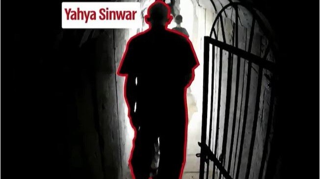 सुरंग में परिवार सहित भागता दिखा इजरायल हमले का मास्टरमाइंड, सामने आया 'हमास के लादेन' का Video