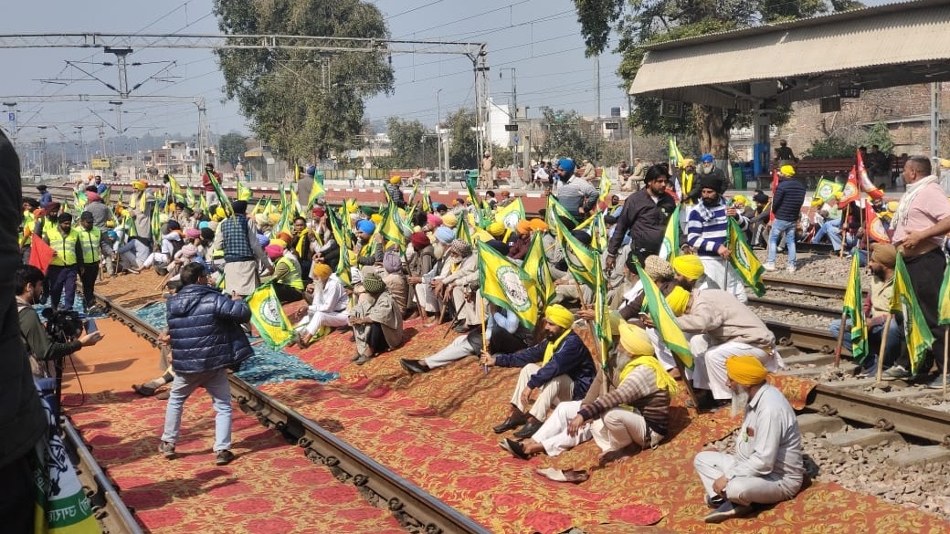 farmers Rail Roko Protest