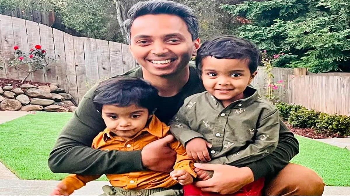 फोटो- आनंद हेनरी के फेसबुक पेज से