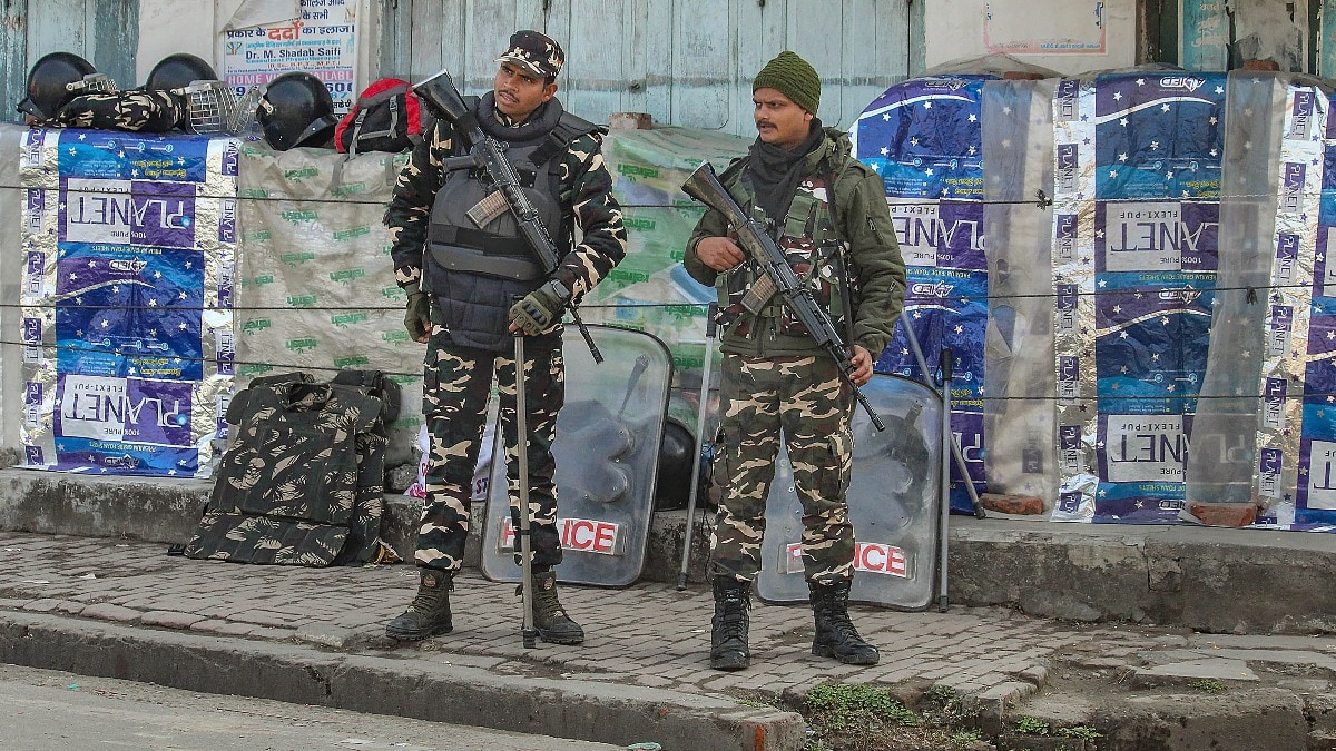 Haldwani Riots: बनभूलपुरा दंगे पर बड़ा एक्शन, अब्दुल मलिक और बेटे की संपत्ति कुर्क